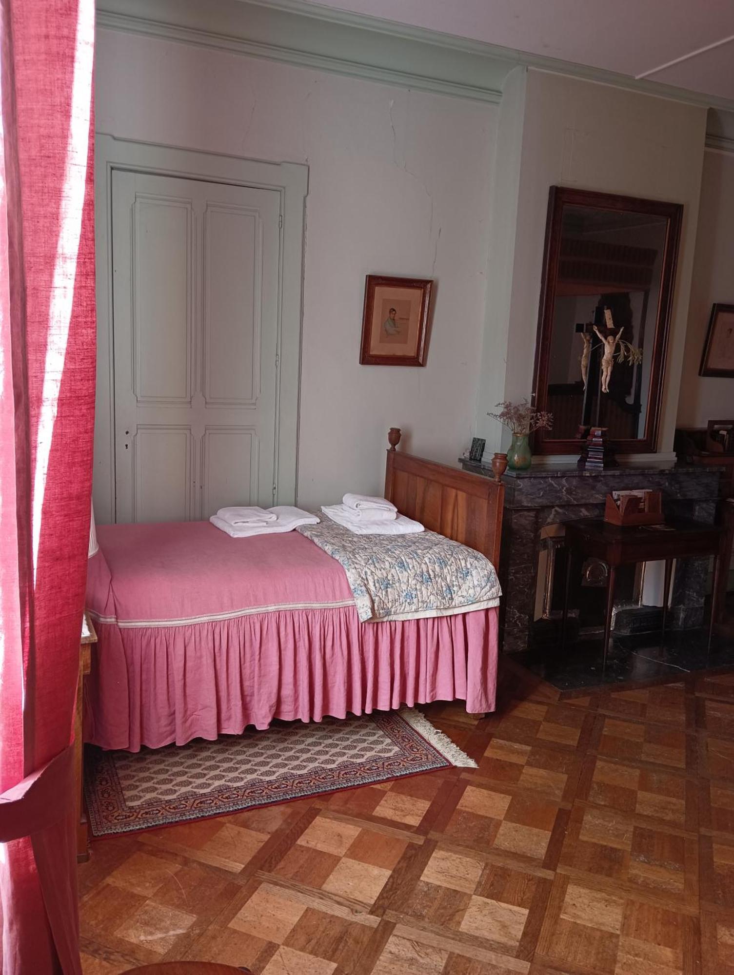 Chateau De Varambon Pokoj fotografie
